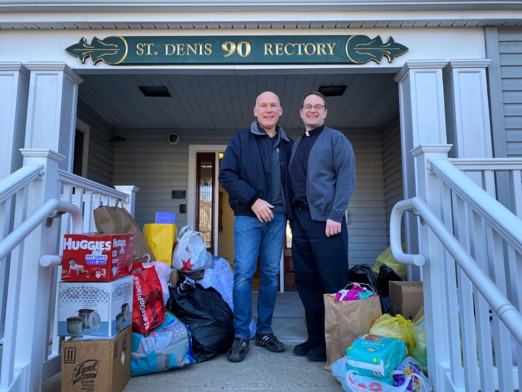 Alsmgiving Drive at Church of St. Denis